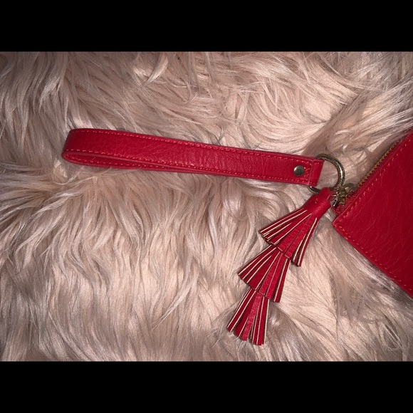 Red Wristlet Clutch - Picture 5 of 7